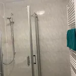 Rezas Restaurant Gaestehaus 게스트하우스
