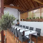 게스트하우스 Rezas Restaurant Gaestehaus