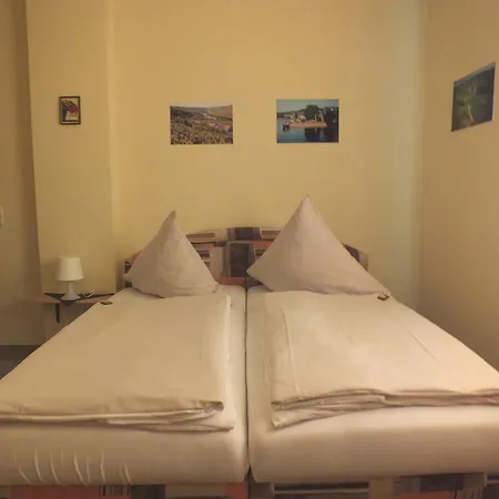 Rezas Restaurant Gaestehaus 3*