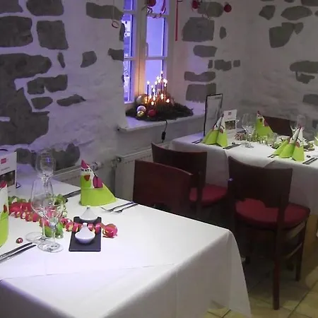 Rezas Restaurant Gaestehaus