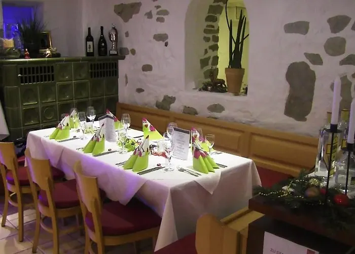 Rezas Restaurant Gaestehaus Maison d'hôtes